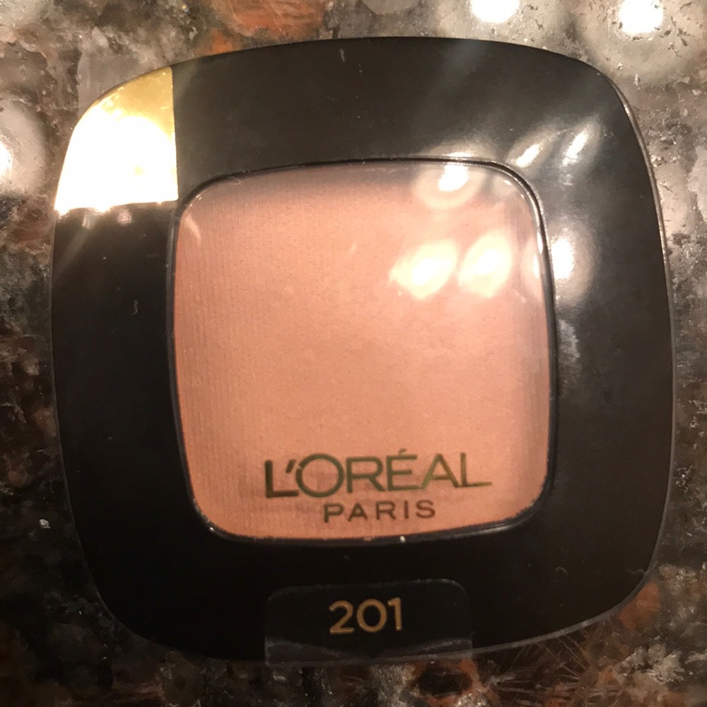 Eyeshadow - Picture 5 of 5